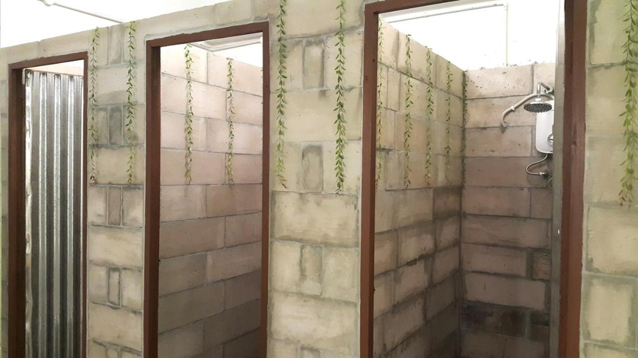Pods The Backpackers Home & Cafe, Куала Лумпур Екстериор снимка