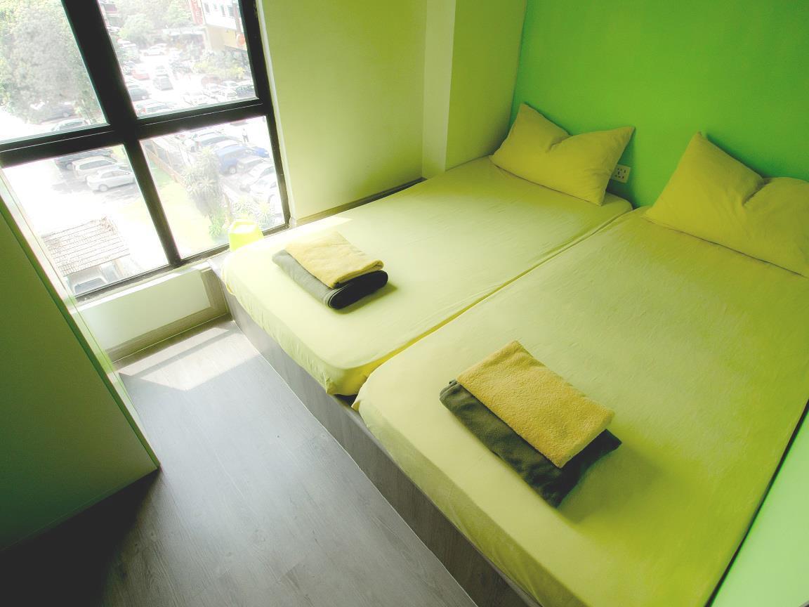 Pods The Backpackers Home & Cafe, Куала Лумпур Екстериор снимка