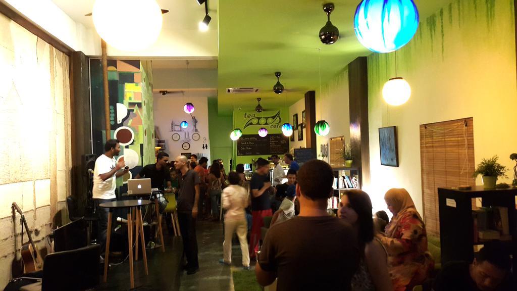 Pods The Backpackers Home & Cafe, Куала Лумпур Екстериор снимка