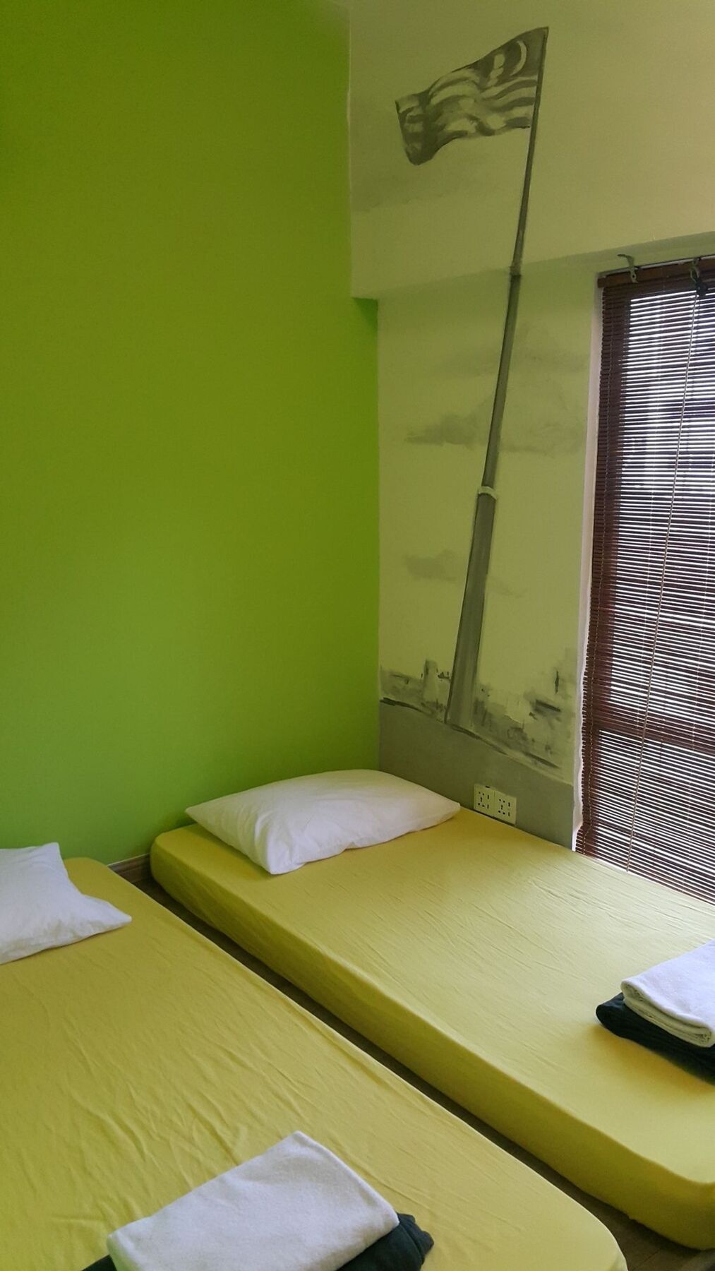 Pods The Backpackers Home & Cafe, Куала Лумпур Екстериор снимка