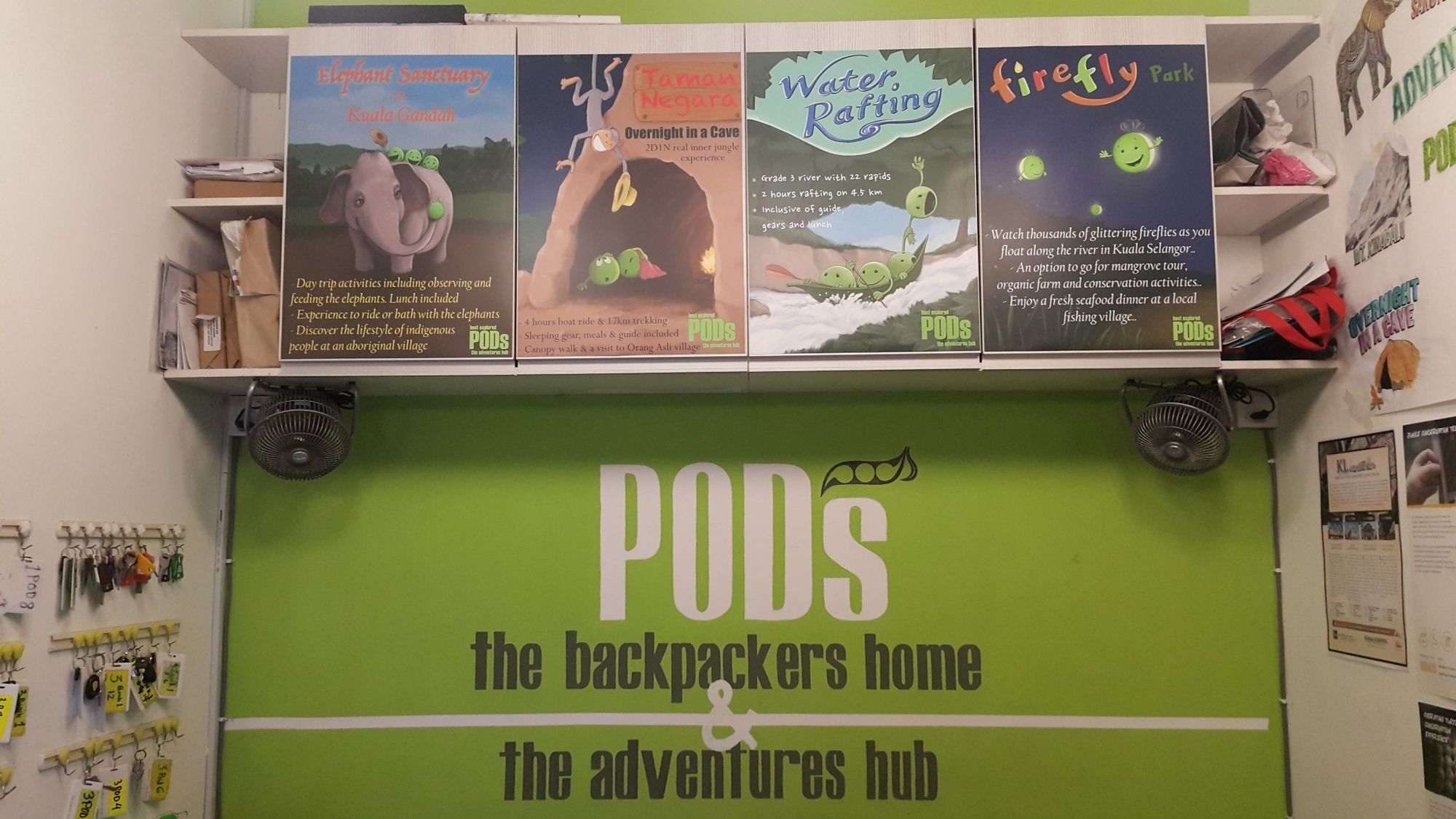 Pods The Backpackers Home & Cafe, Куала Лумпур Екстериор снимка