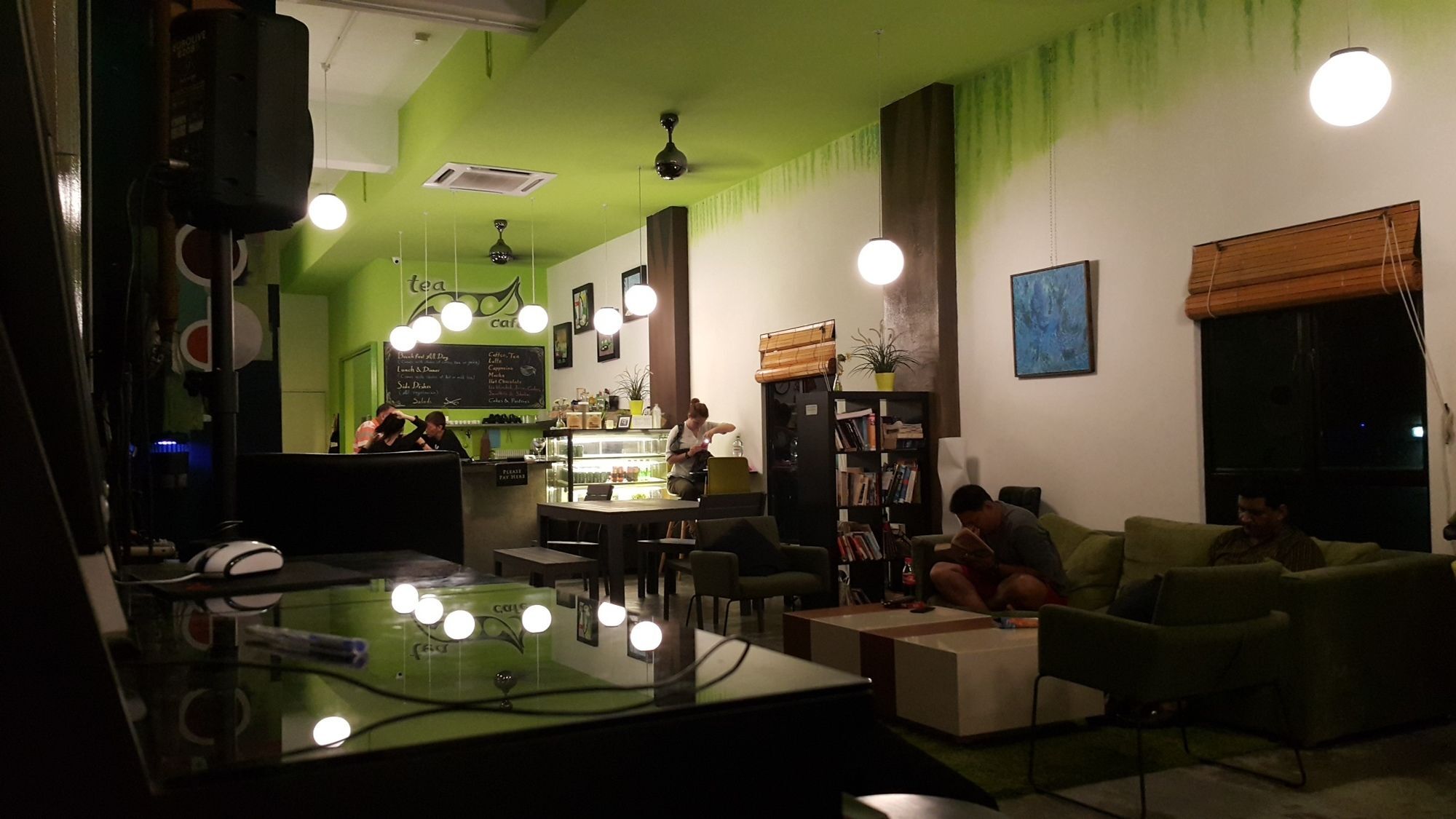 Pods The Backpackers Home & Cafe, Куала Лумпур Екстериор снимка