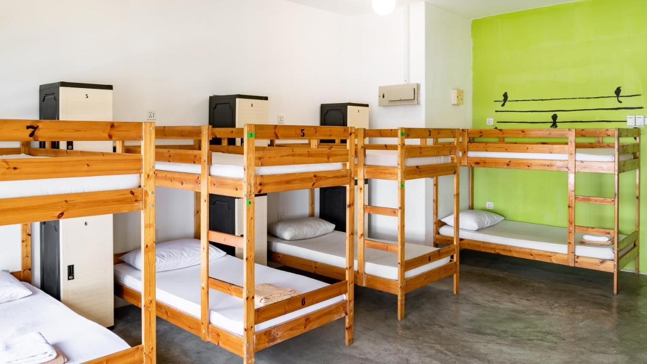 Pods The Backpackers Home & Cafe, Куала Лумпур Екстериор снимка